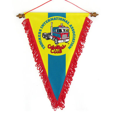 PENNANT - TIA - 20 x 30 cm