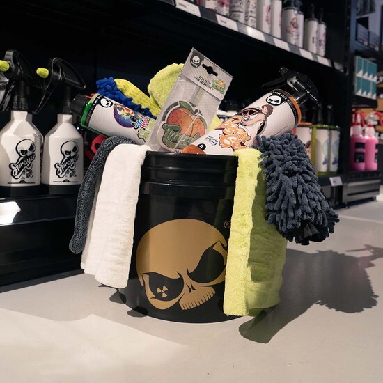 NUKE GUYS CLEANING SET