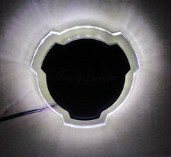 XENON WHITE - ILLUMINATED EMBLEM - SUITABLE FOR SCANIA
